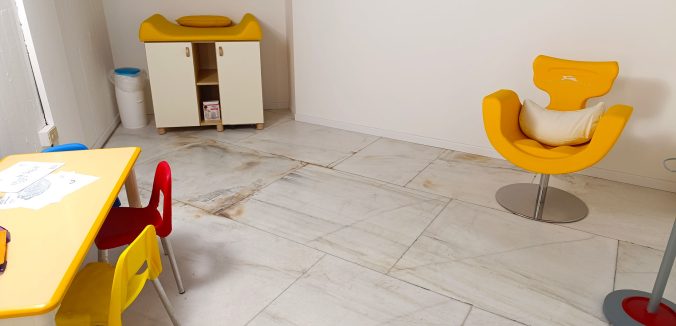 (Italiano) Nuovo Baby Pit Stop Unicef